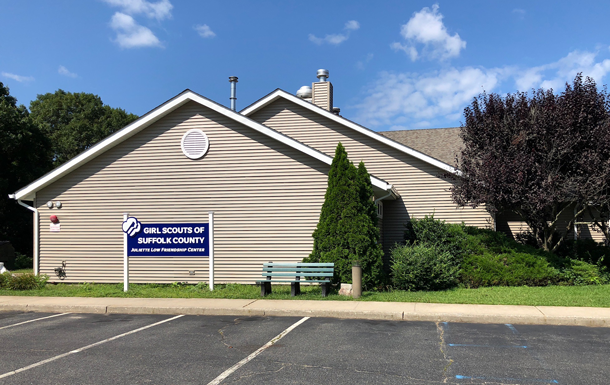 Outside of Juliette Low Friendship Center